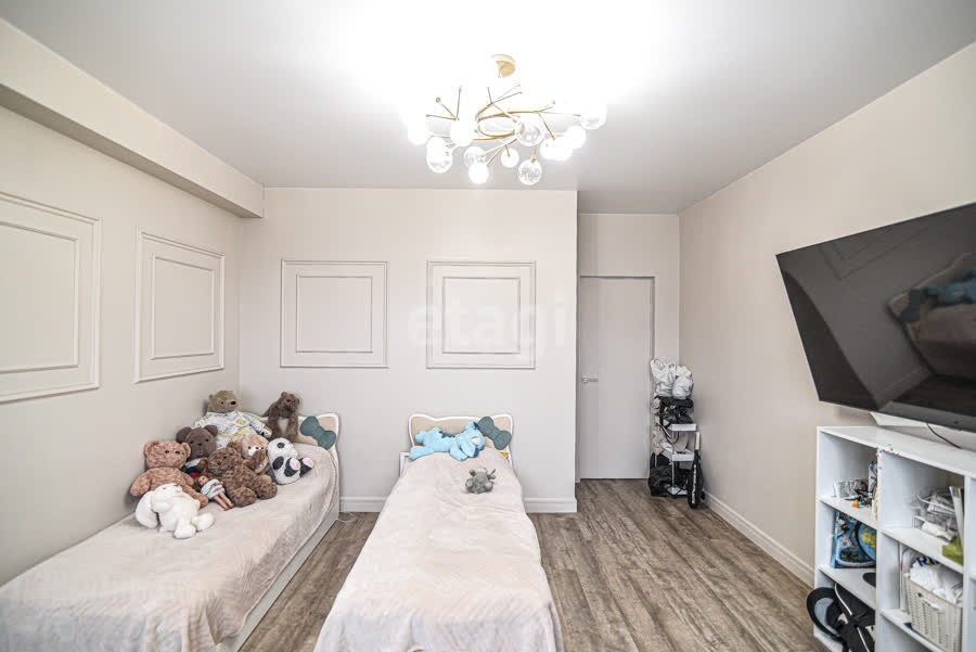 Продажа 3-комнатной квартиры, Южно-Сахалинск, Сахалинская область,  Южно-Сахалинск