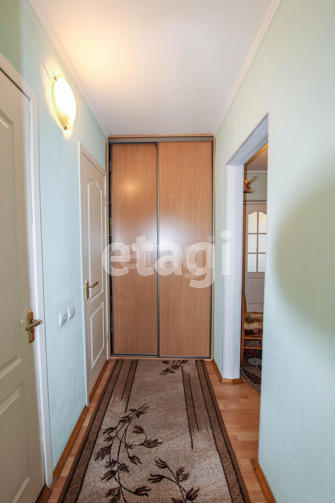 Продажа 4-комнатной квартиры, Улан-Удэ, Республика Бурятия,  Улан-Удэ