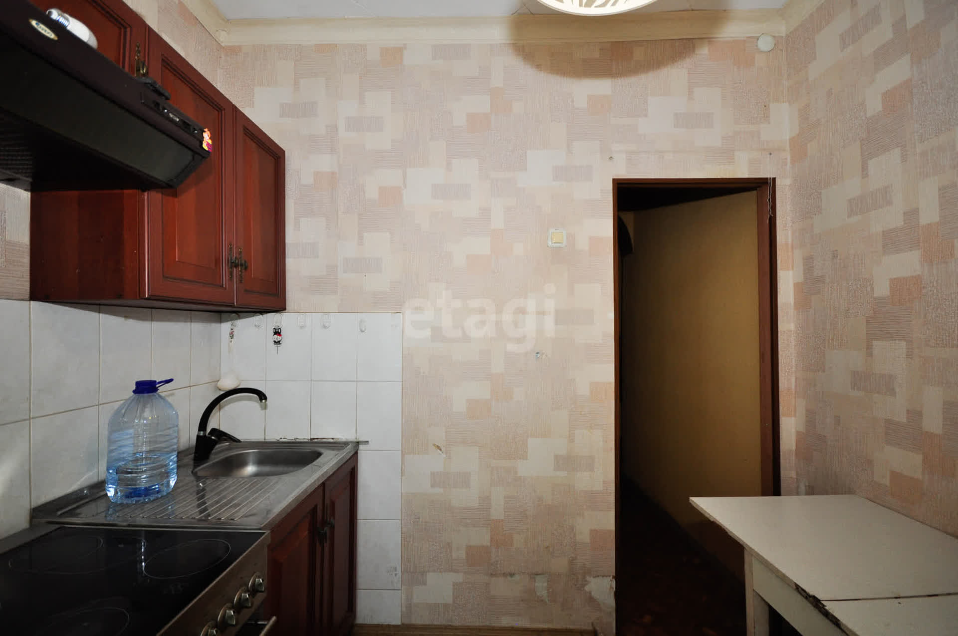 Продажа 2-комнатной квартиры, Южно-Сахалинск, Сахалинская область,  Южно-Сахалинск