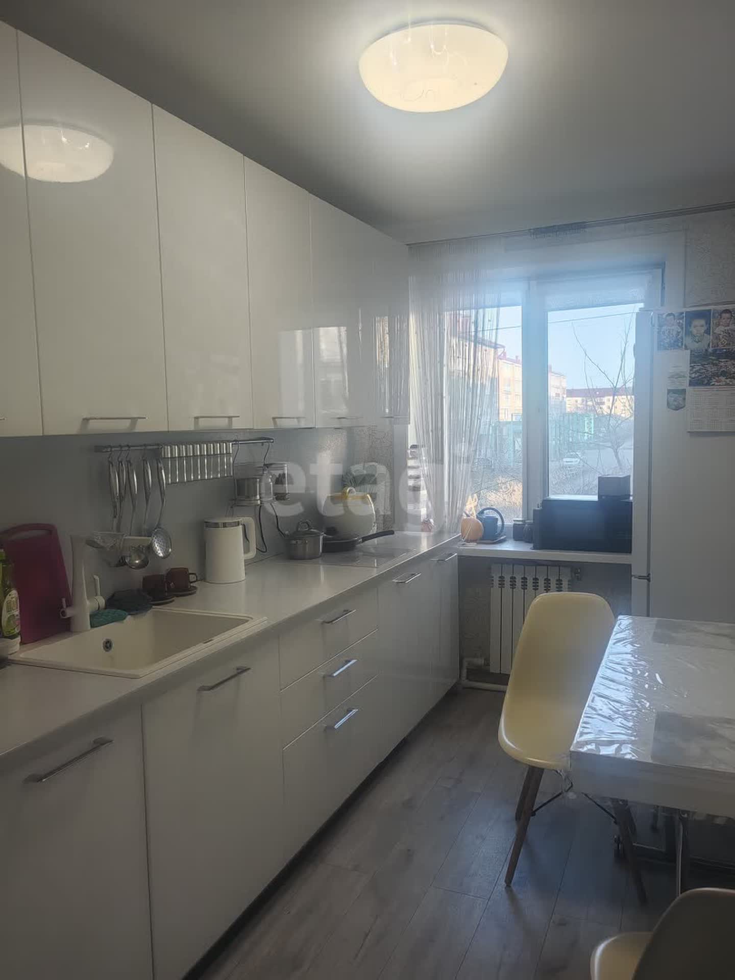 Продажа 4-комнатной квартиры, Южно-Сахалинск, Сахалинская область,  Южно-Сахалинск