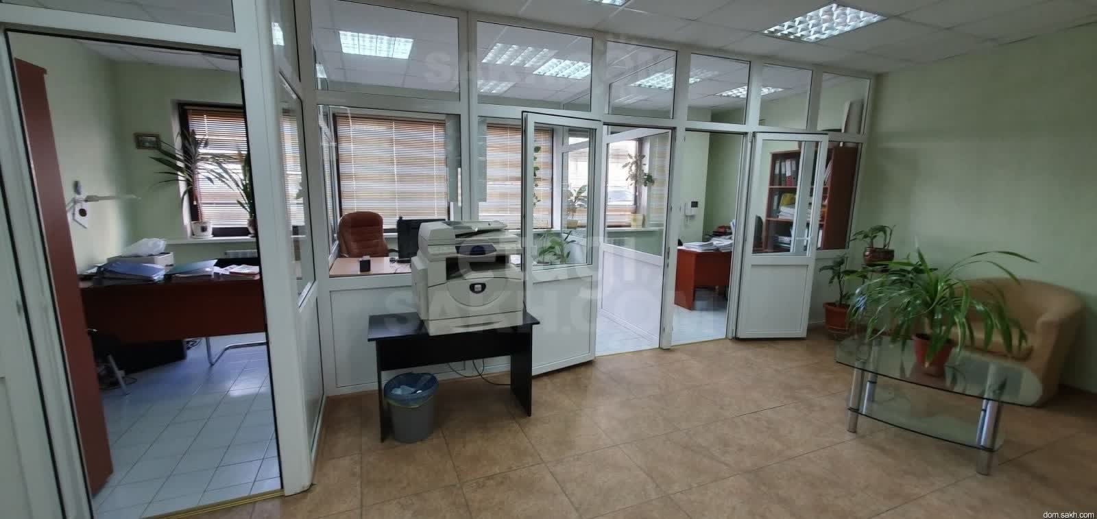 Продажа коммерческой недвижимости, 127м <sup>2</sup>, Южно-Сахалинск, Сахалинская область,  Южно-Сахалинск