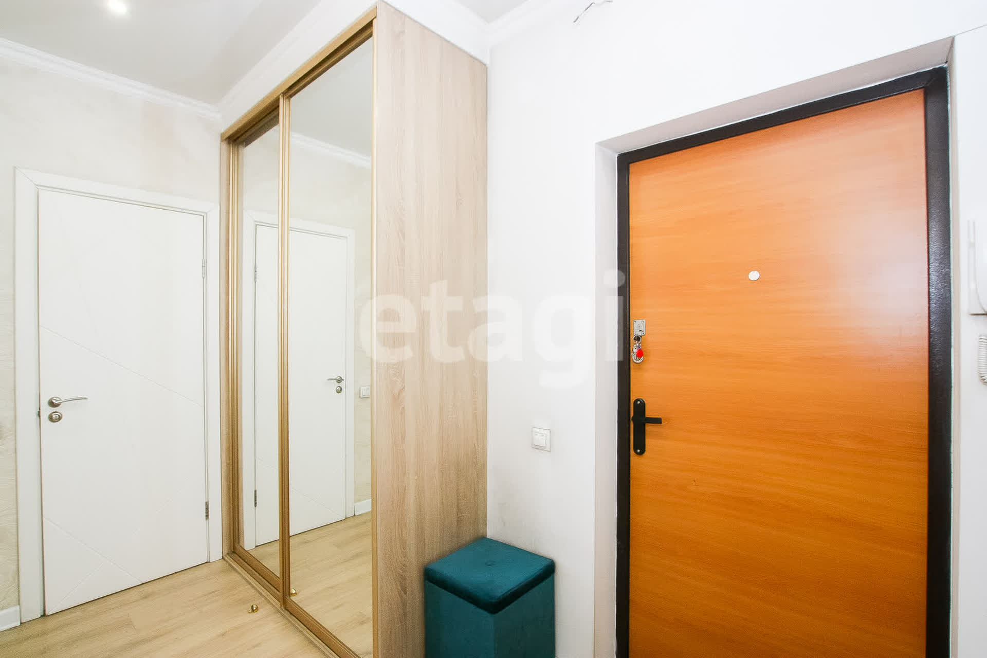 Продажа 2-комнатной квартиры, Улан-Удэ, Республика Бурятия,  Улан-Удэ