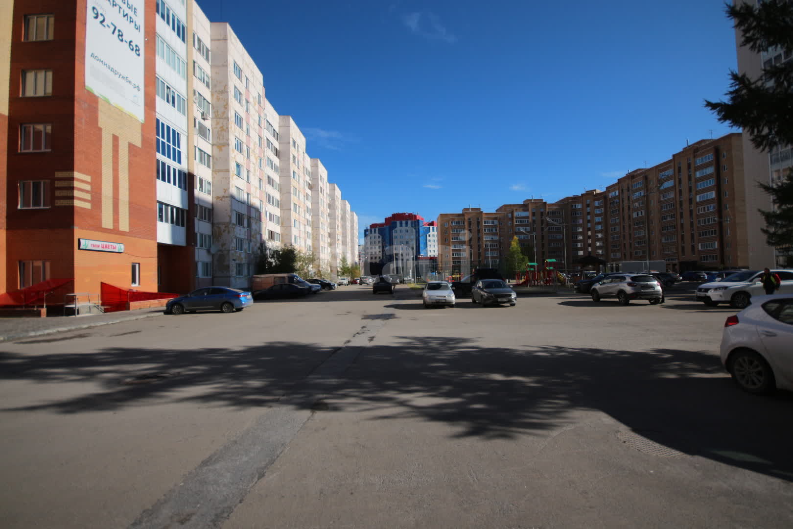 Аренда коммерческой недвижимости, 264м <sup>2</sup>, Новый Уренгой, Ямало-Ненецкий АО,  Новый Уренгой