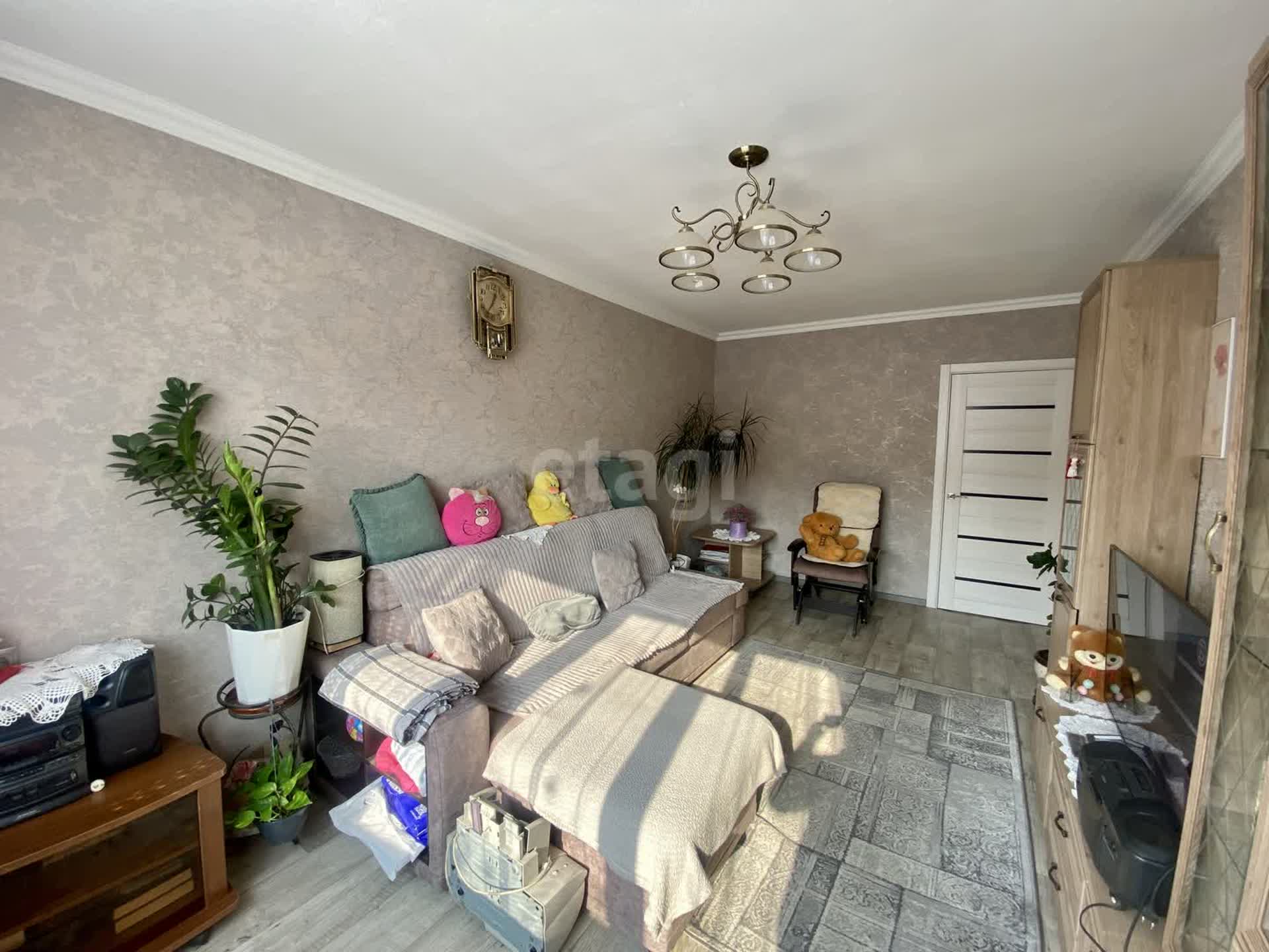 Продажа 2-комнатной квартиры, Южно-Сахалинск, Сахалинская область,  Южно-Сахалинск