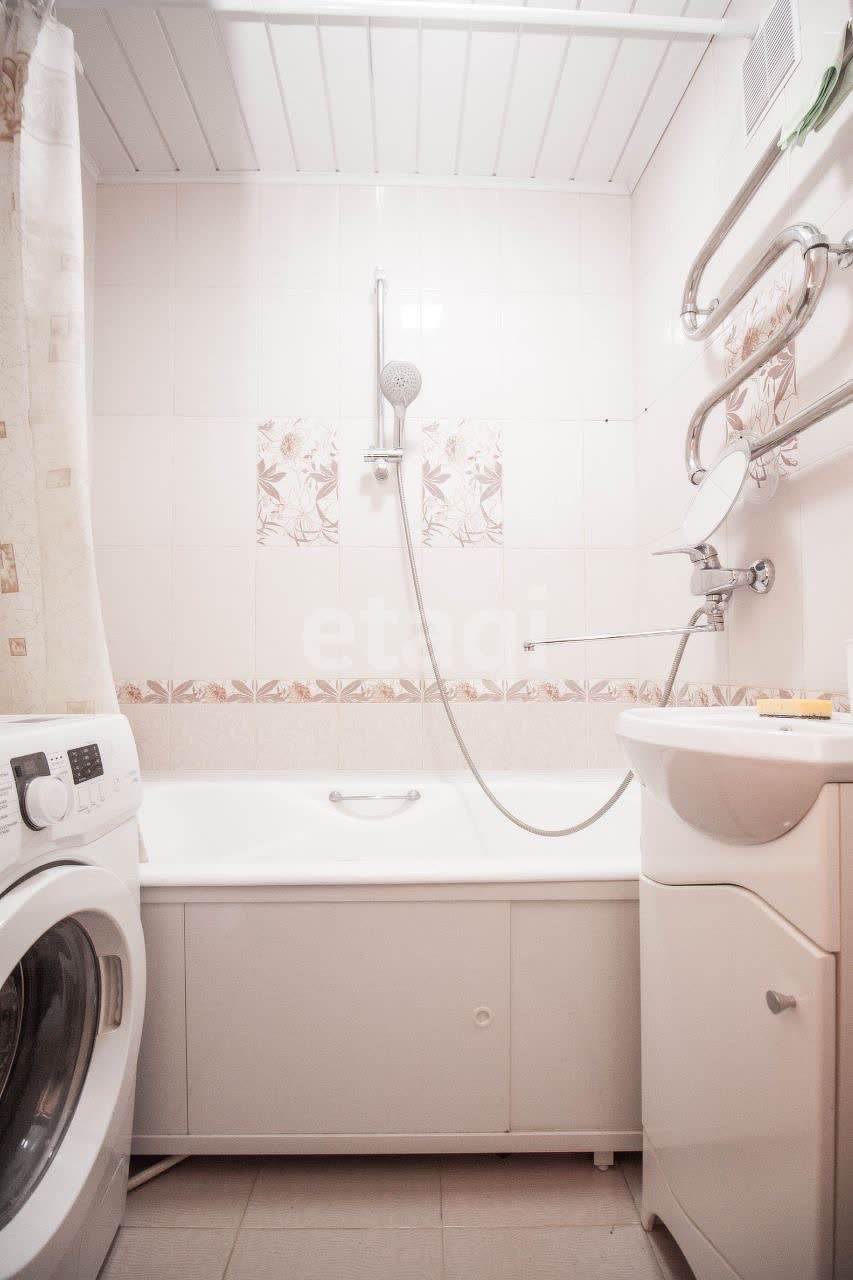 Продажа 2-комнатной квартиры, Южно-Сахалинск, Сахалинская область,  Южно-Сахалинск