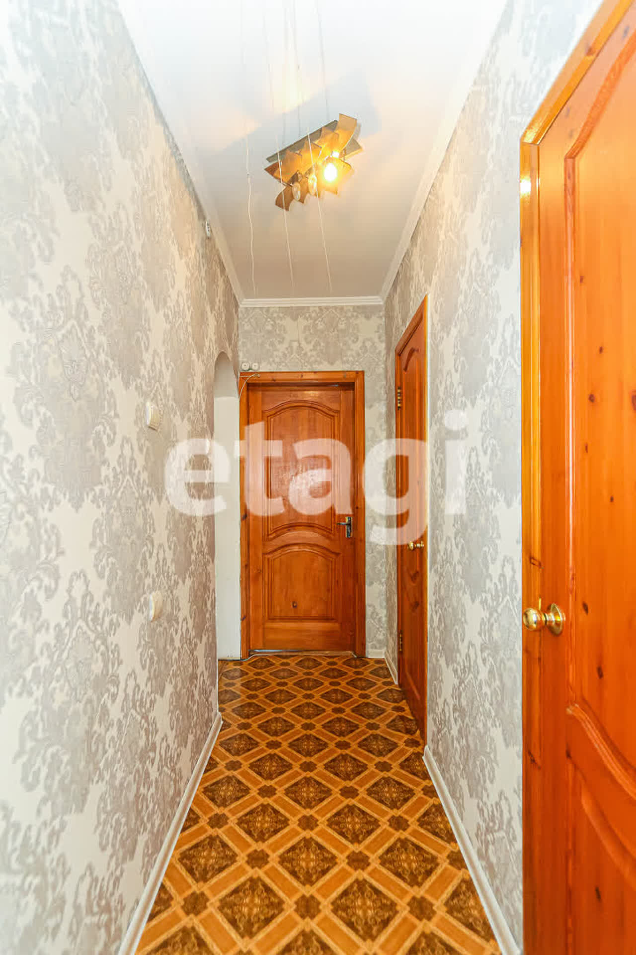 Продажа 3-комнатной квартиры, Улан-Удэ, Республика Бурятия,  Улан-Удэ