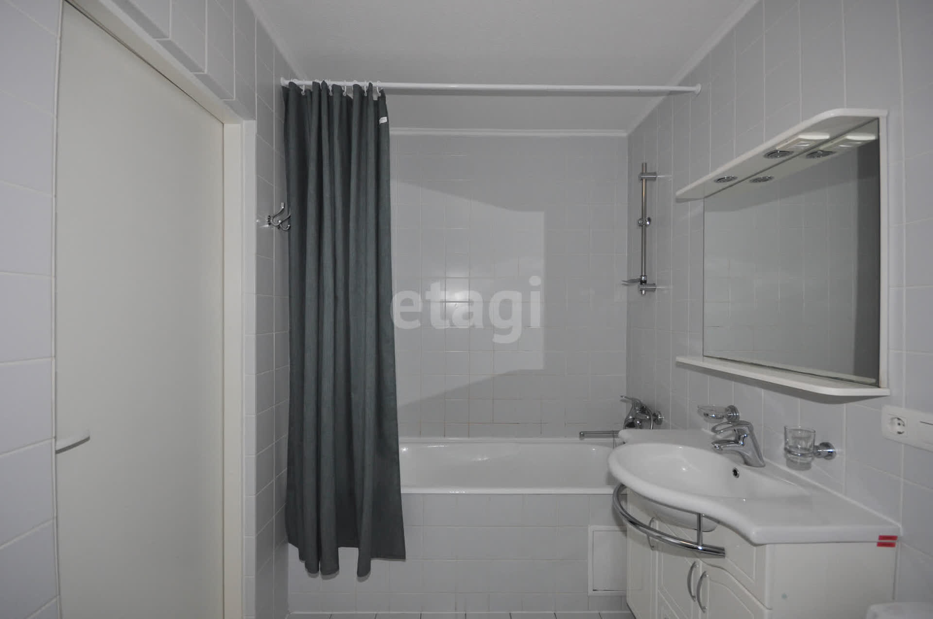 Аренда 2-комнатной квартиры, Южно-Сахалинск, Сахалинская область,  Южно-Сахалинск