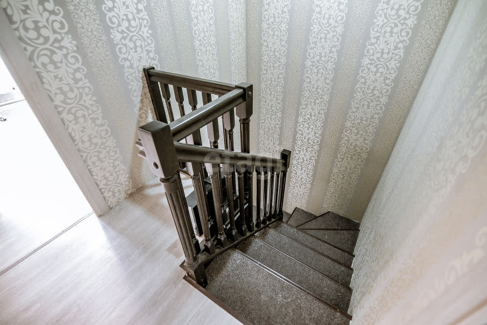 Продажа 4-комнатной квартиры, Южно-Сахалинск, Сахалинская область,  Южно-Сахалинск