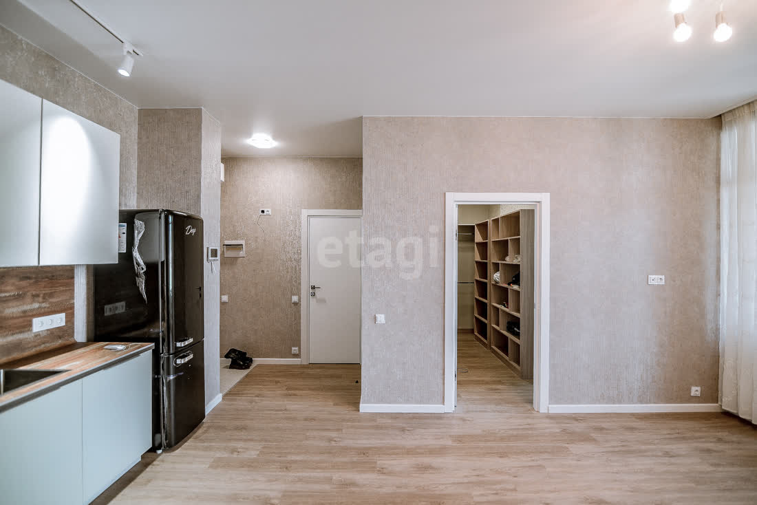 Продажа 2-комнатной квартиры, Южно-Сахалинск, Сахалинская область,  Южно-Сахалинск