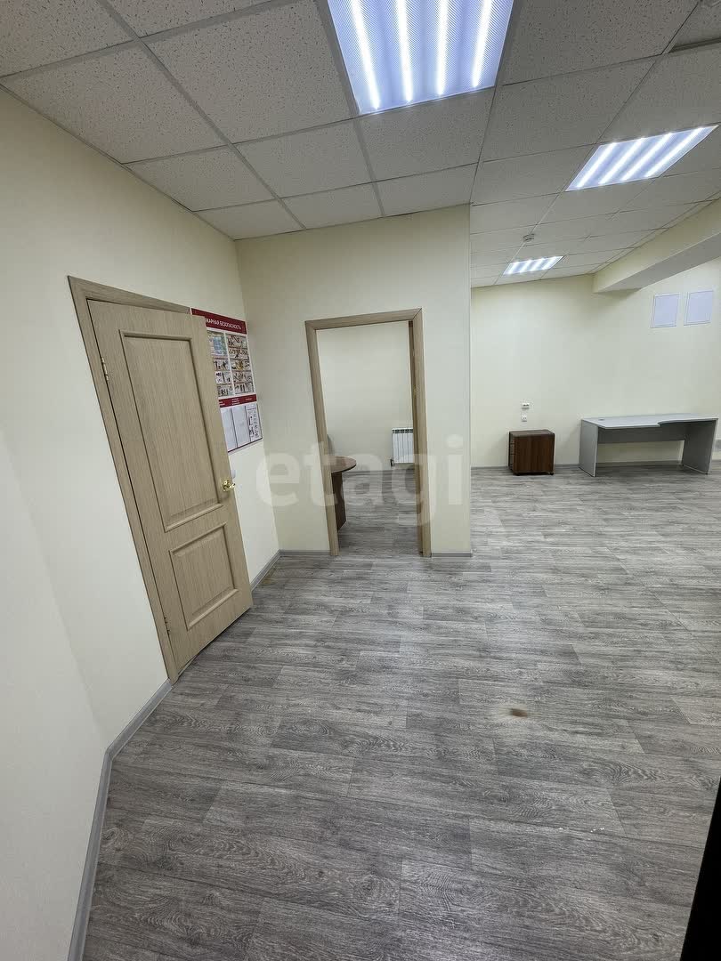 Аренда коммерческой недвижимости, 65м <sup>2</sup>, Южно-Сахалинск, Сахалинская область,  Южно-Сахалинск