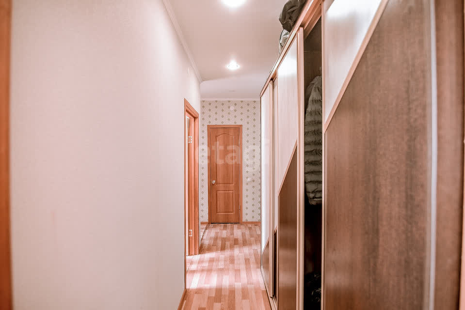 Продажа 2-комнатной квартиры, Южно-Сахалинск, Сахалинская область,  Южно-Сахалинск