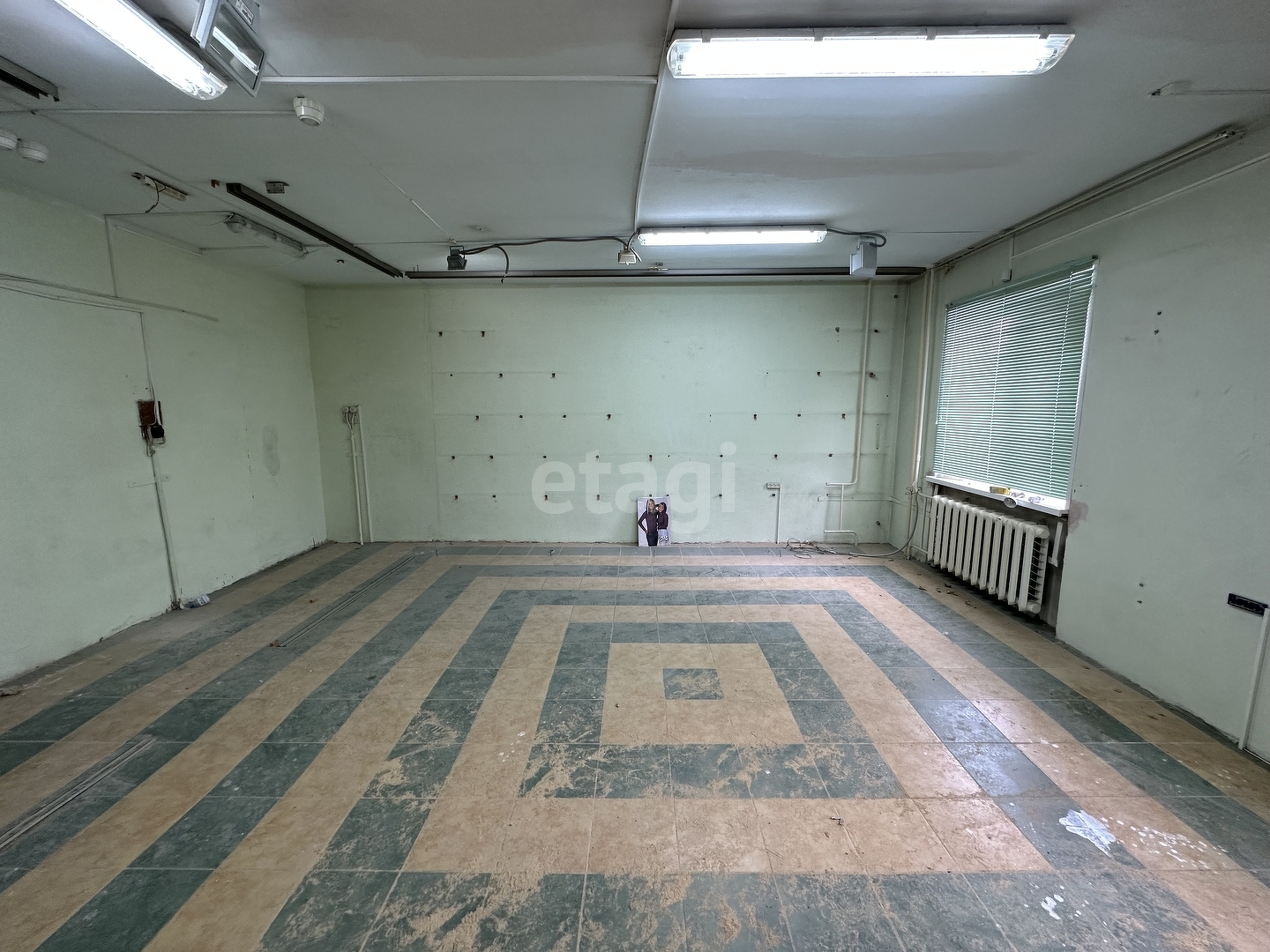 Аренда коммерческой недвижимости, 160м <sup>2</sup>, Новый Уренгой, Ямало-Ненецкий АО,  Новый Уренгой