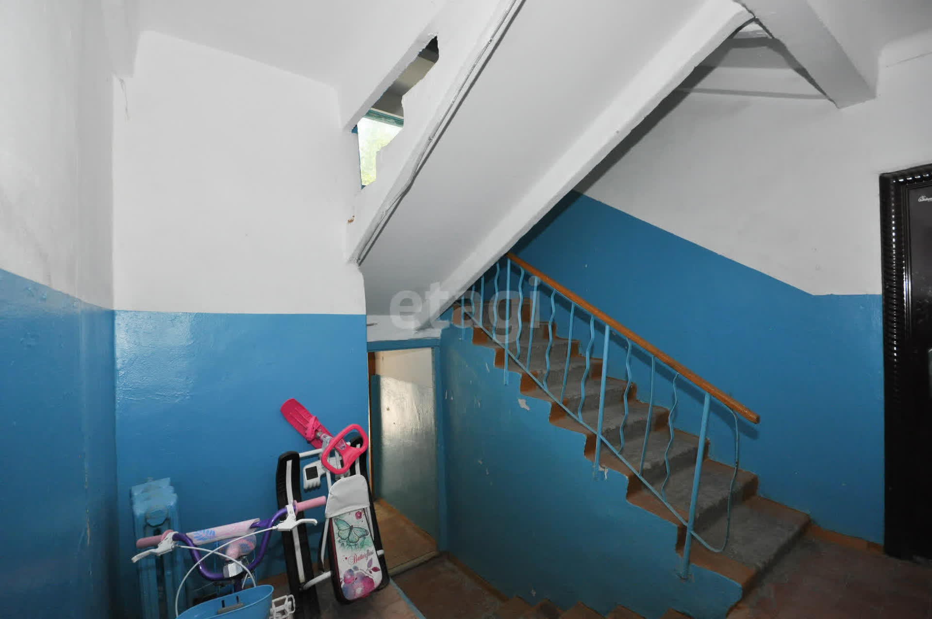 Продажа 2-комнатной квартиры, Южно-Сахалинск, Сахалинская область,  Южно-Сахалинск