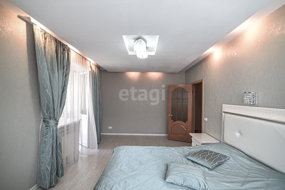 Аренда 3-комнатной квартиры, Южно-Сахалинск, Сахалинская область,  Южно-Сахалинск