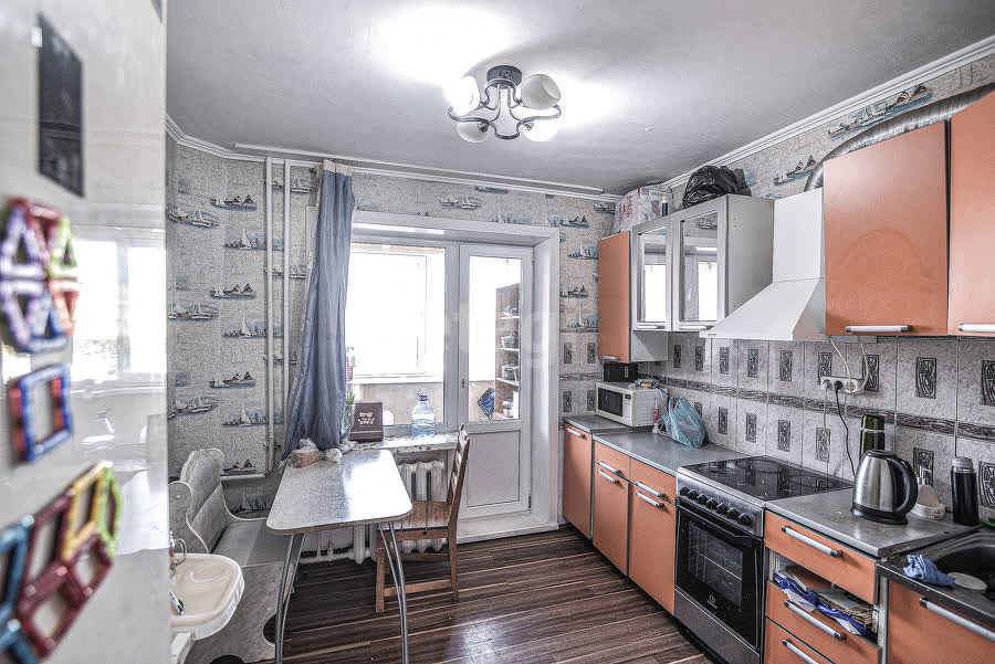 Продажа 3-комнатной квартиры, Южно-Сахалинск, Сахалинская область,  Южно-Сахалинск