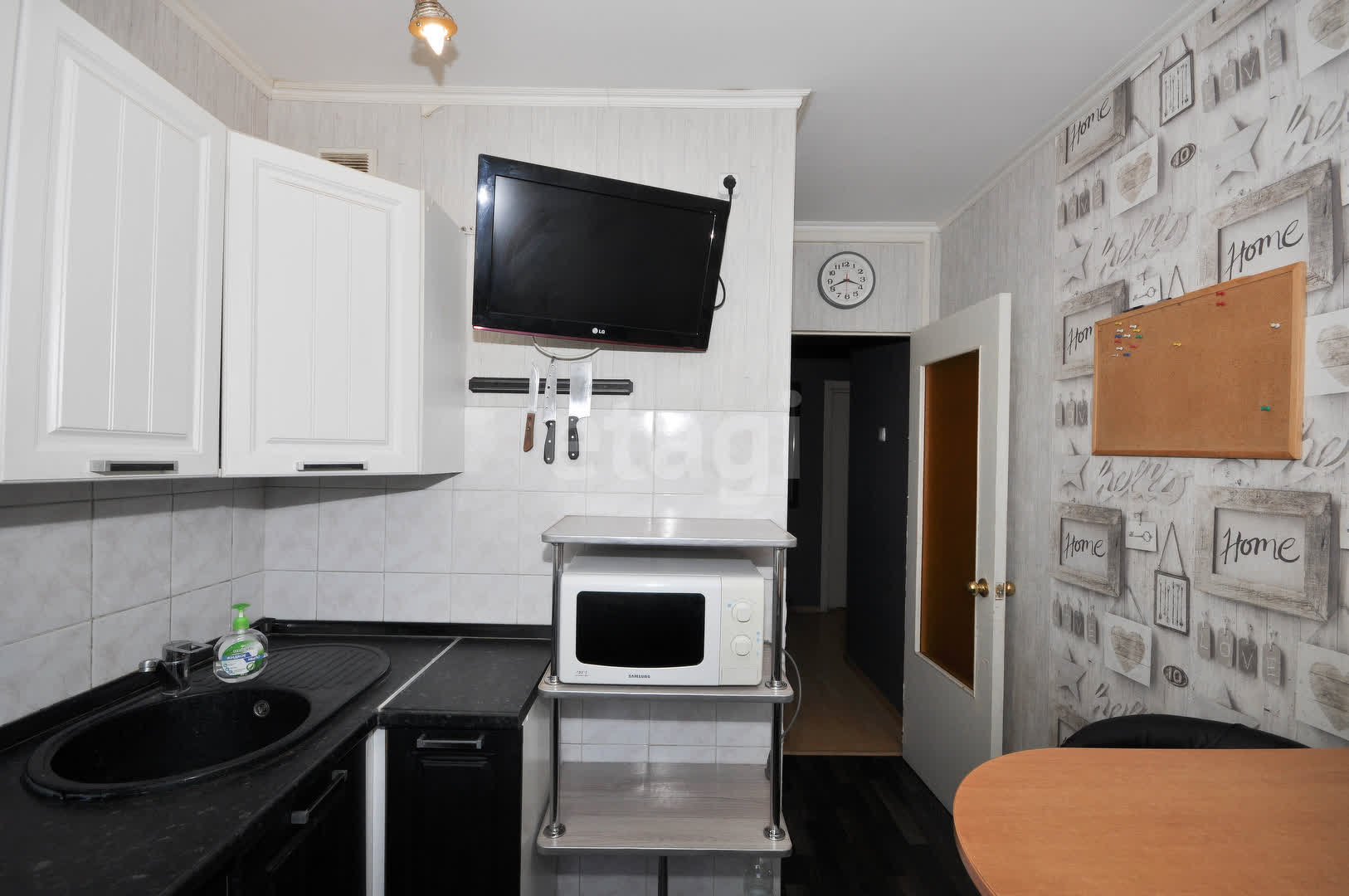 Продажа 2-комнатной квартиры, Южно-Сахалинск, Сахалинская область,  Южно-Сахалинск