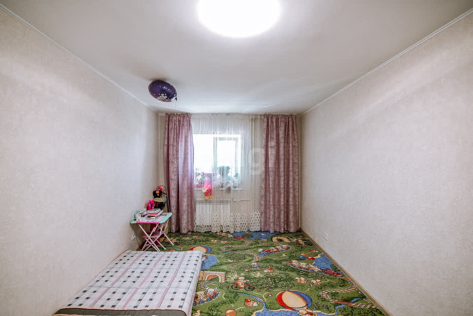 Продажа 2-комнатной квартиры, Южно-Сахалинск, Сахалинская область,  Южно-Сахалинск