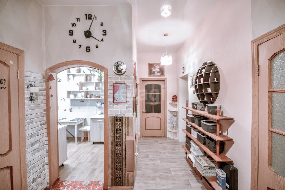 Продажа 3-комнатной квартиры, Южно-Сахалинск, Сахалинская область,  Южно-Сахалинск