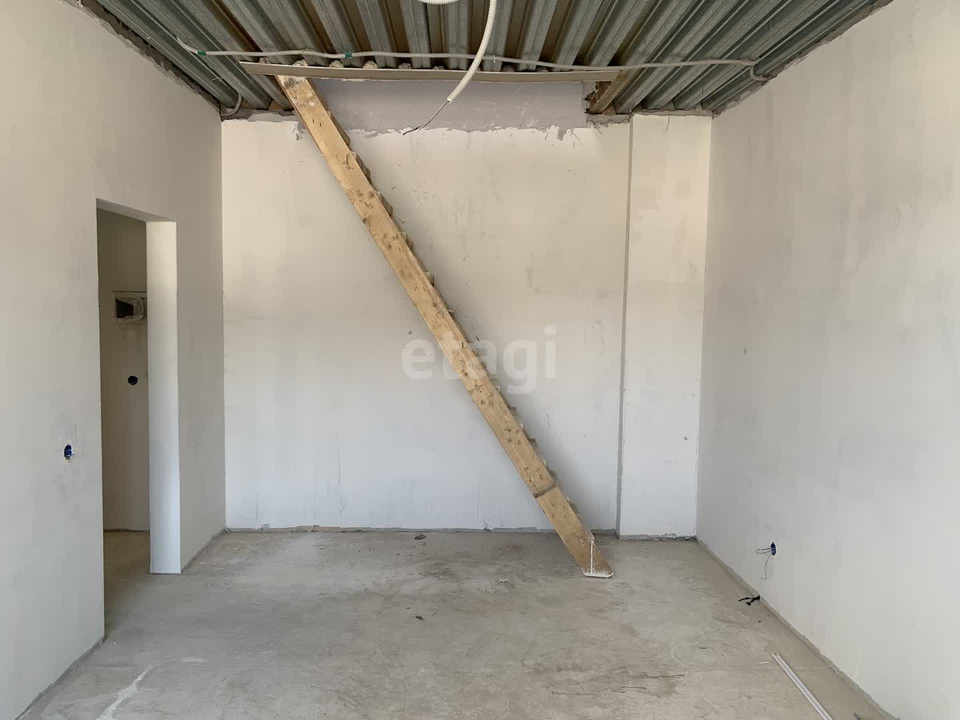 Продажа 2-комнатной квартиры, Южно-Сахалинск, Сахалинская область,  Южно-Сахалинск