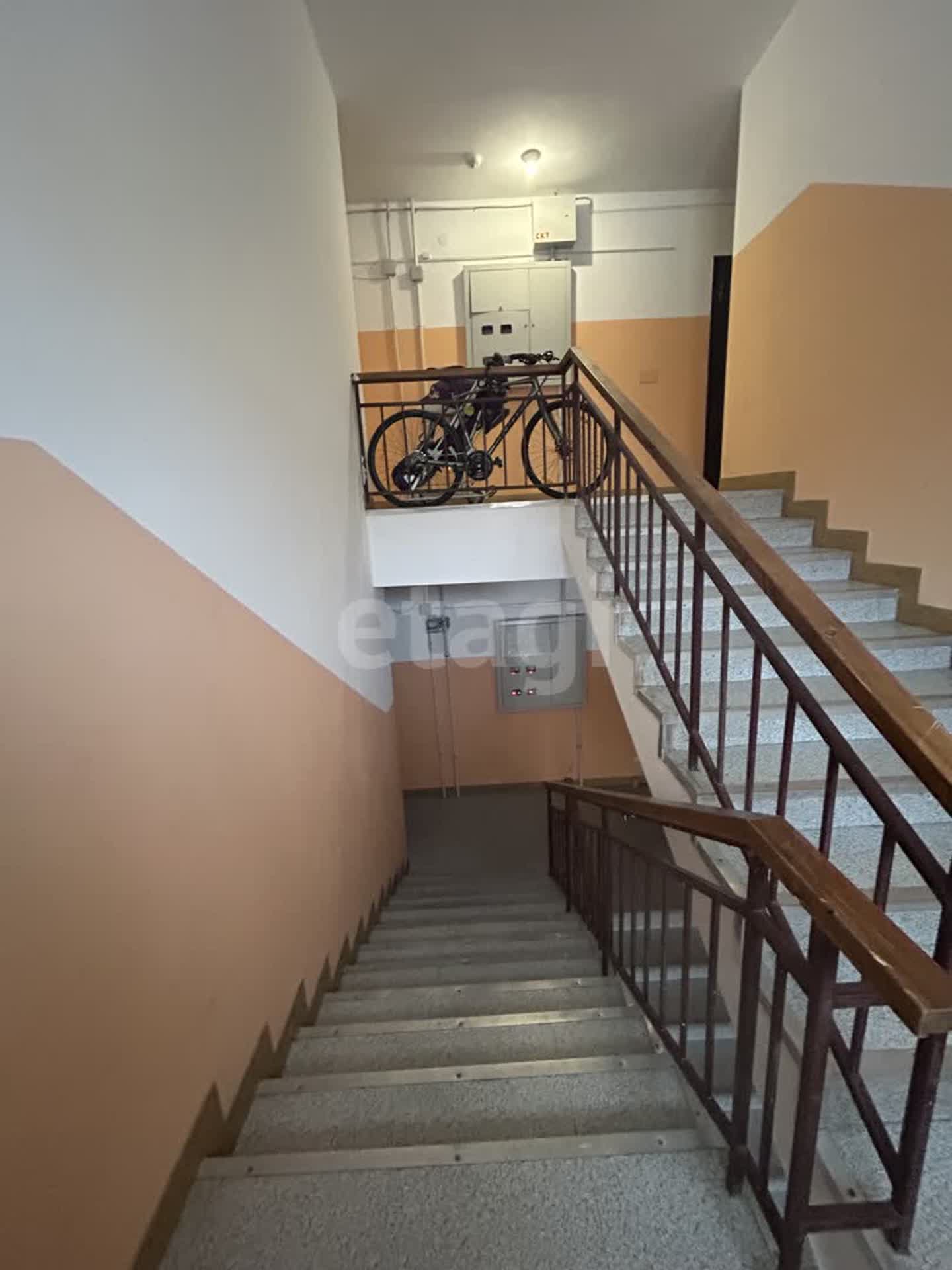 Продажа 2-комнатной квартиры, Южно-Сахалинск, Сахалинская область,  Южно-Сахалинск