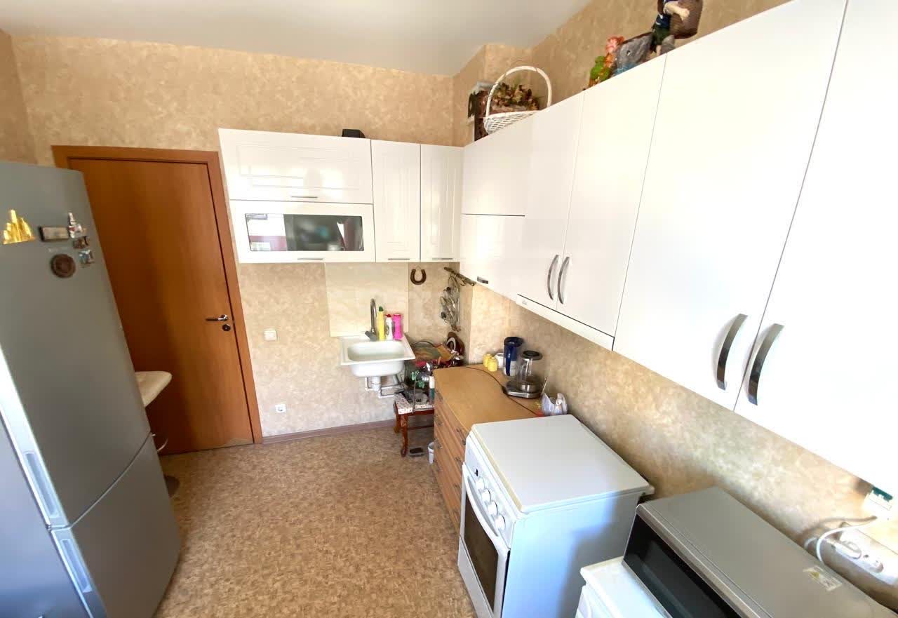 Продажа 2-комнатной квартиры, Южно-Сахалинск, Сахалинская область,  Южно-Сахалинск