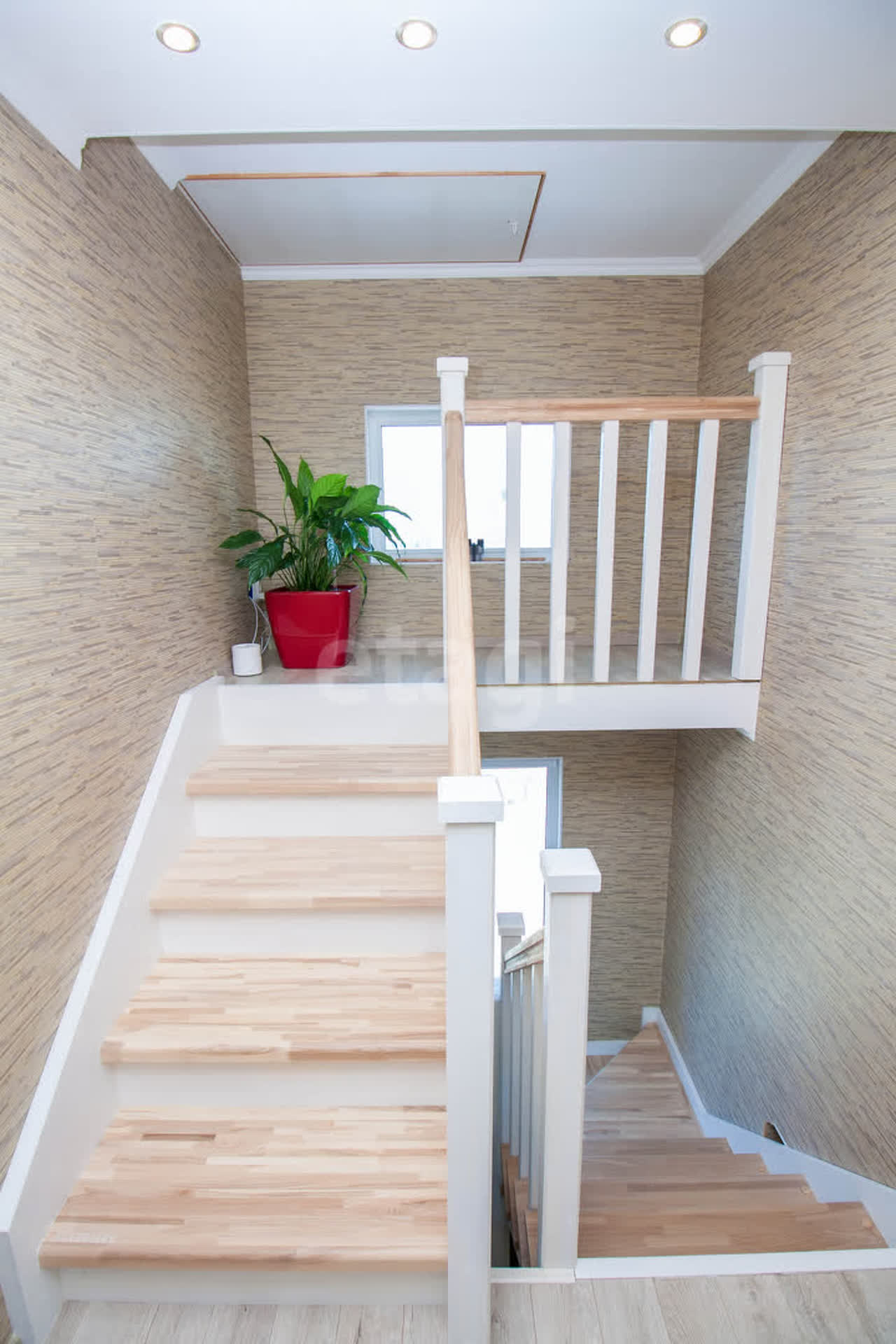 Продажа дома, 318м <sup>2</sup>, 10 сот., Южно-Сахалинск, Сахалинская область,  