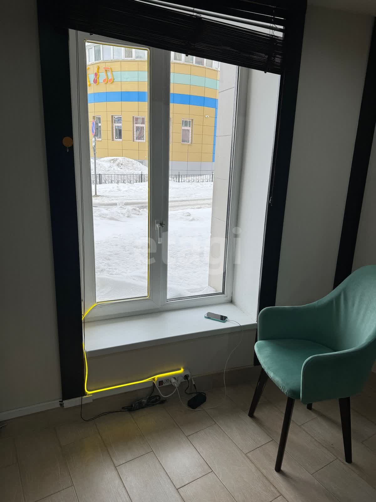 Продажа коммерческой недвижимости, 241м <sup>2</sup>, Новый Уренгой, Ямало-Ненецкий АО,  Новый Уренгой