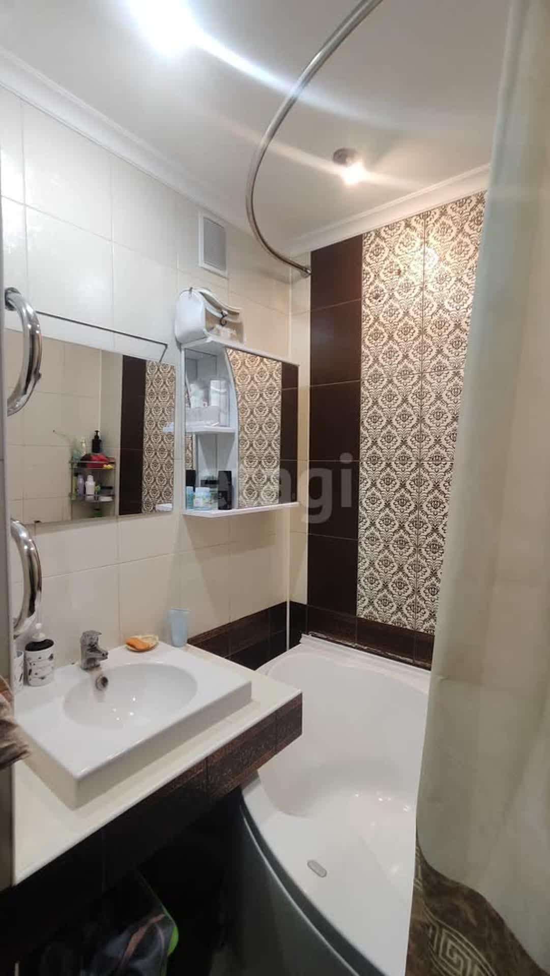 Продажа 2-комнатной квартиры, Улан-Удэ, Республика Бурятия,  Улан-Удэ