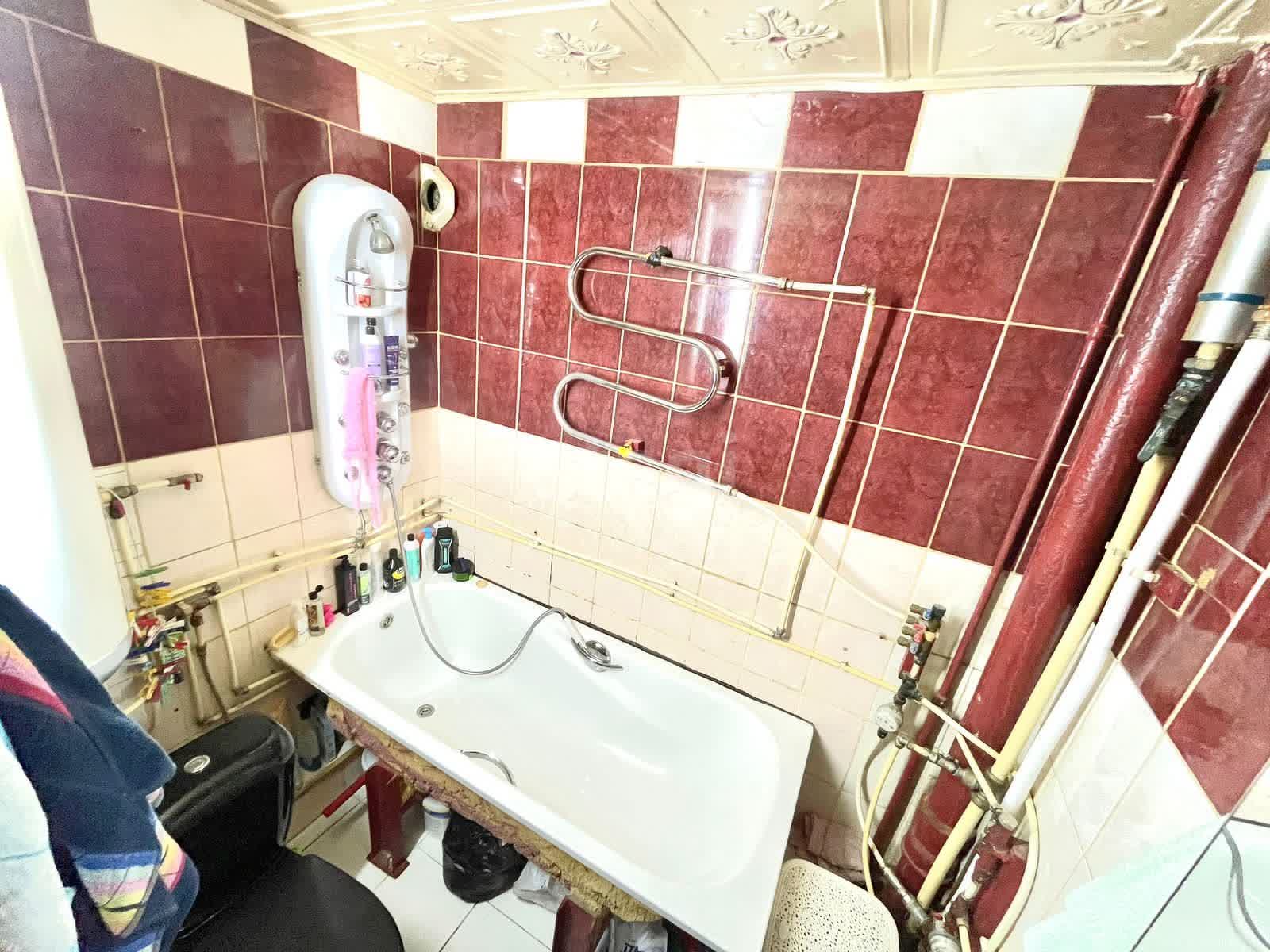 Продажа 2-комнатной квартиры, Южно-Сахалинск, Сахалинская область,  Южно-Сахалинск