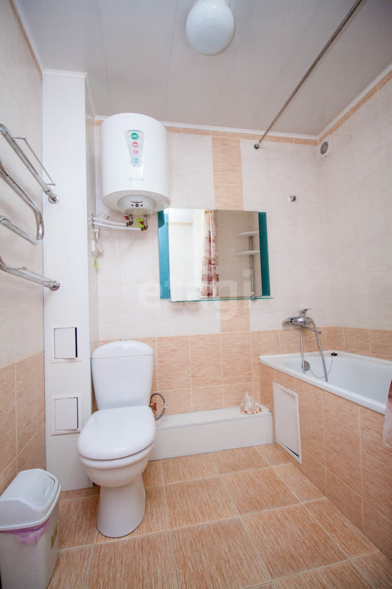 Продажа 3-комнатной квартиры, Южно-Сахалинск, Сахалинская область,  Южно-Сахалинск