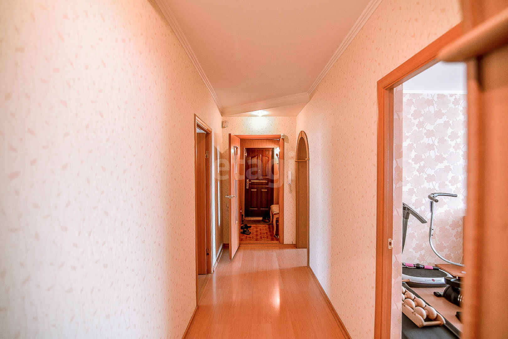 Продажа 4-комнатной квартиры, Южно-Сахалинск, Сахалинская область,  Южно-Сахалинск