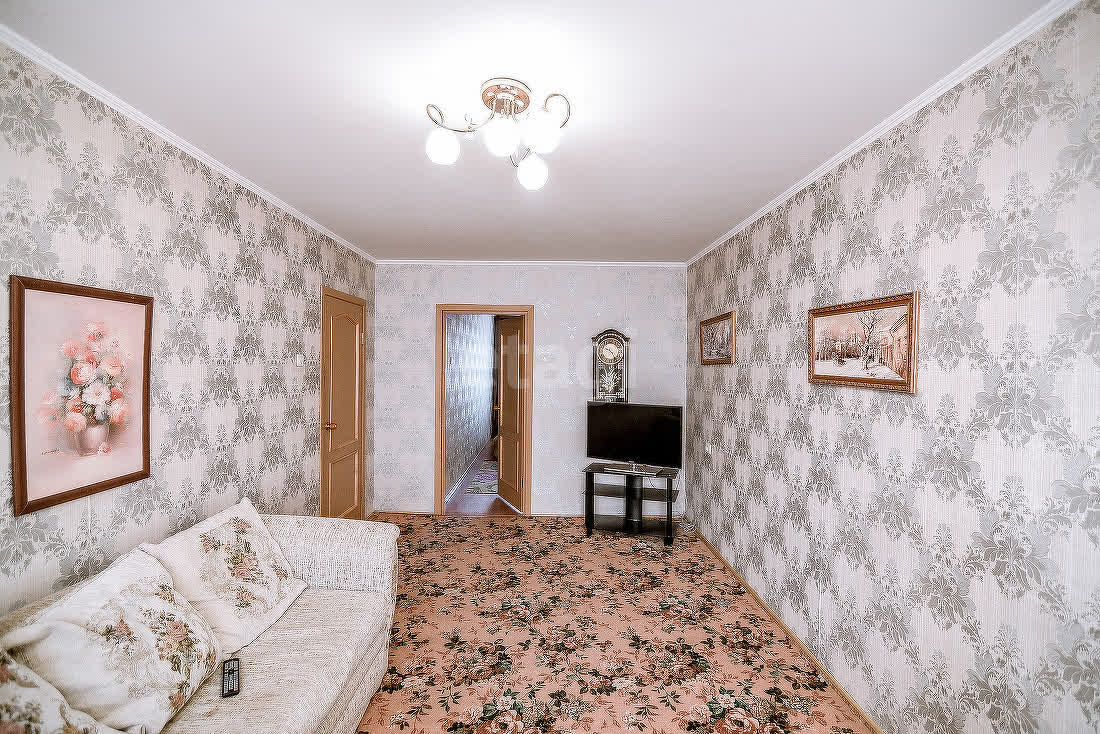 Продажа 2-комнатной квартиры, Южно-Сахалинск, Сахалинская область,  Южно-Сахалинск