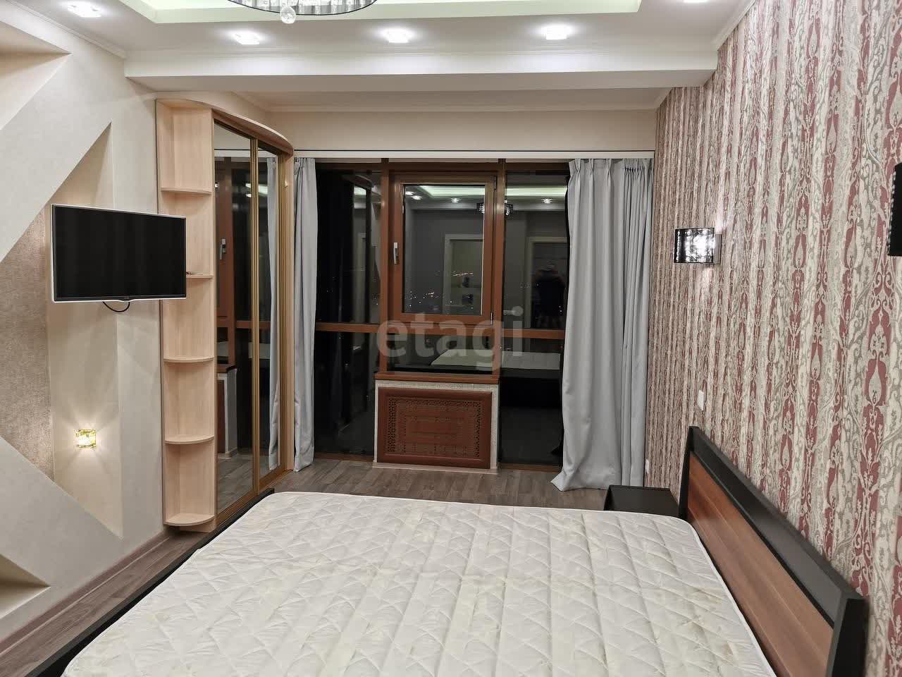 Аренда 3-комнатной квартиры, Южно-Сахалинск, Сахалинская область,  Южно-Сахалинск