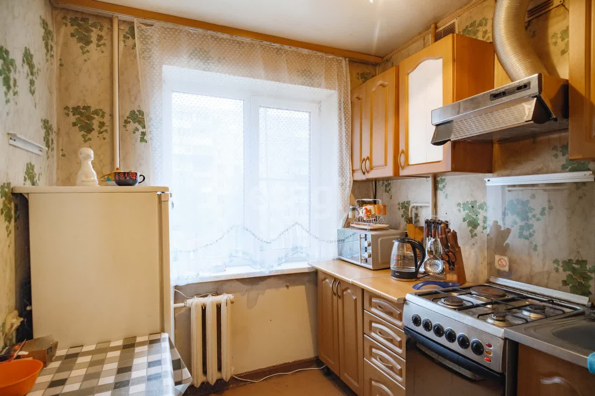 Продажа 3-комнатной квартиры, Комсомольск-на-Амуре, Магистральное шоссе,  13 к 2