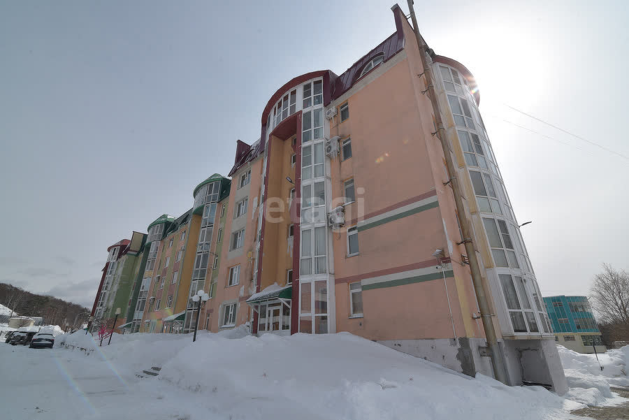 Продажа 4-комнатной квартиры, Южно-Сахалинск, Сахалинская область,  Южно-Сахалинск