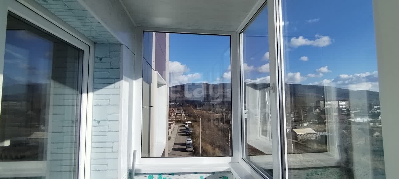 Продажа 2-комнатной квартиры, Южно-Сахалинск, Сахалинская область,  Южно-Сахалинск