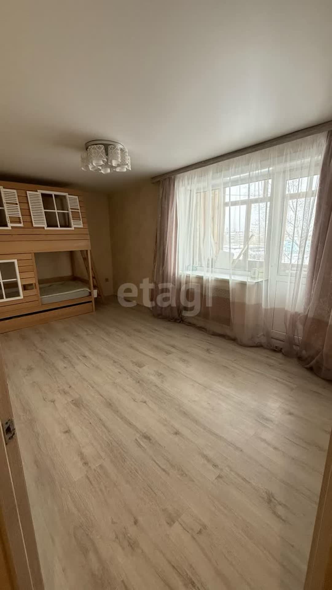 Продажа 2-комнатной квартиры, Южно-Сахалинск, Сахалинская область,  Южно-Сахалинск