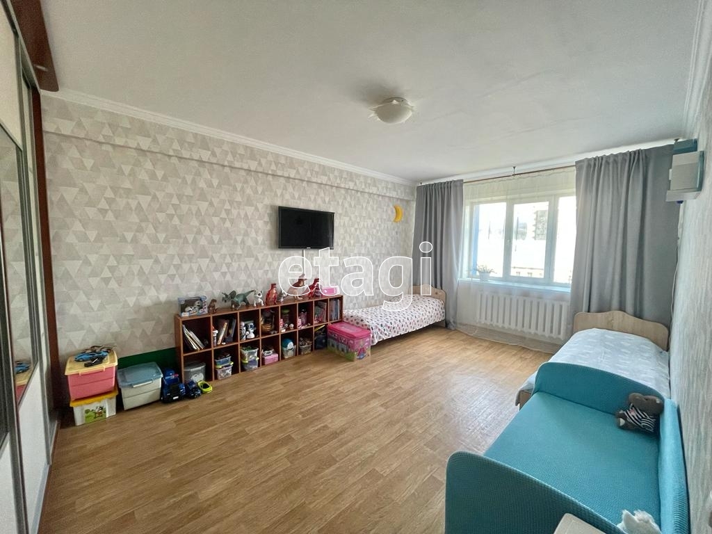 Продажа 3-комнатной квартиры, Южно-Сахалинск, Сахалинская область,  Южно-Сахалинск