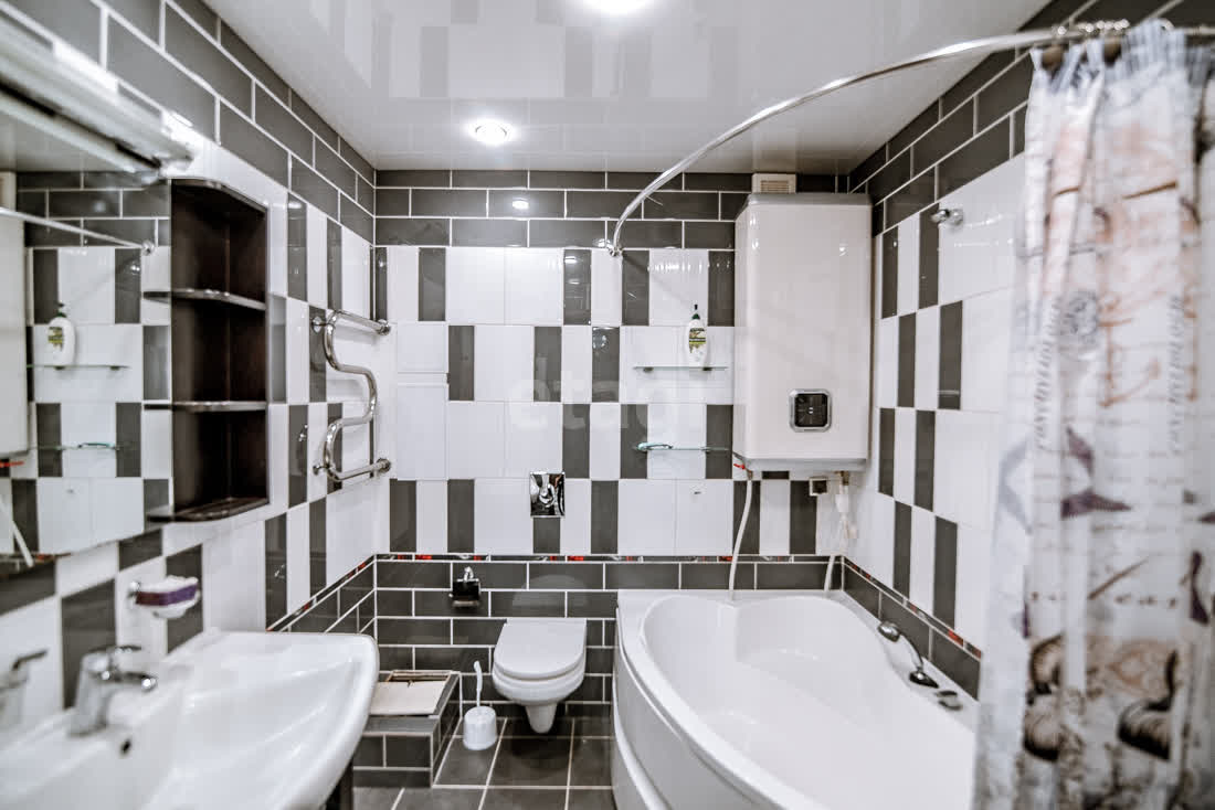 Продажа 2-комнатной квартиры, Южно-Сахалинск, Сахалинская область,  Южно-Сахалинск