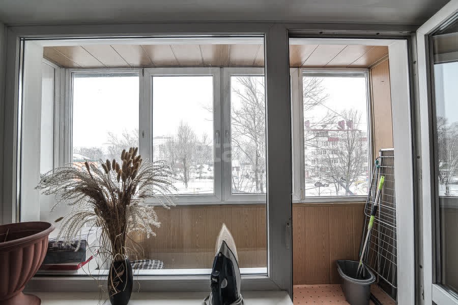 Продажа 2-комнатной квартиры, Южно-Сахалинск, Сахалинская область,  Южно-Сахалинск