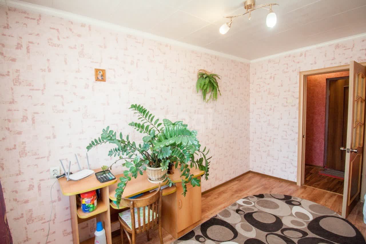 Продажа 2-комнатной квартиры, Южно-Сахалинск, Сахалинская область,  Южно-Сахалинск