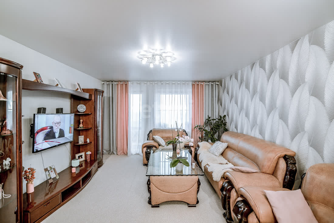 Продажа 3-комнатной квартиры, Южно-Сахалинск, Сахалинская область,  Южно-Сахалинск