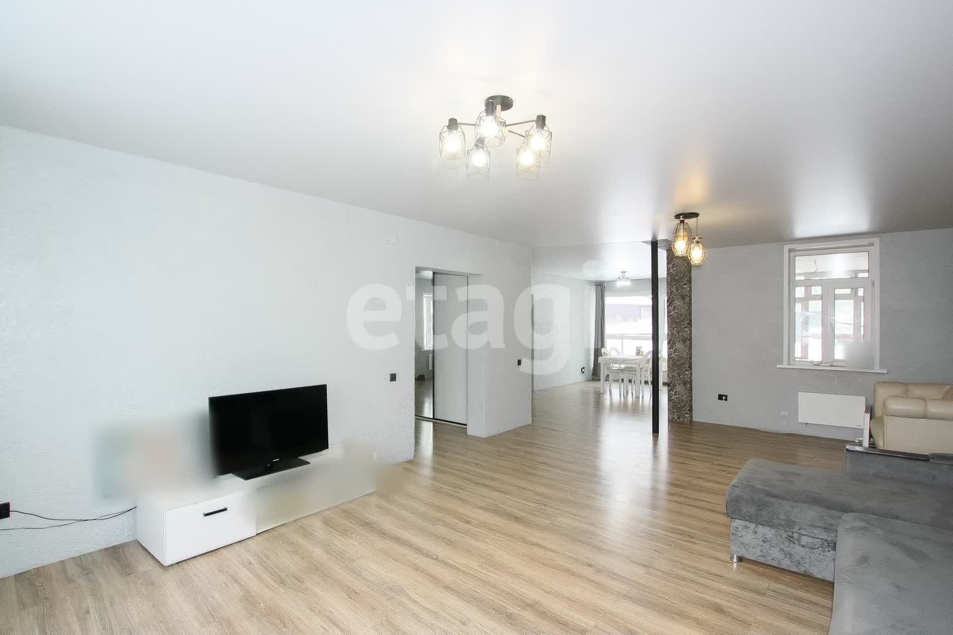 Продажа дома, 267м <sup>2</sup>, 7 сот., Улан-Удэ, Республика Бурятия,  Октябрьский