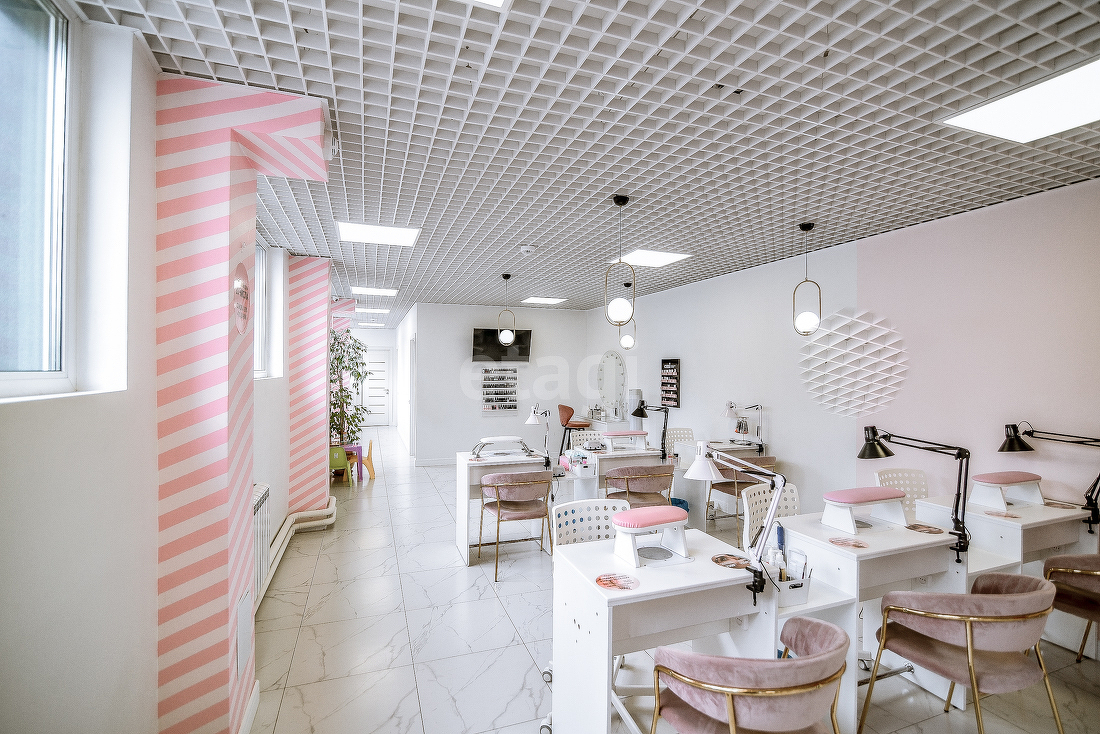 Продажа коммерческой недвижимости, 118м <sup>2</sup>, Южно-Сахалинск, Сахалинская область,  Южно-Сахалинск