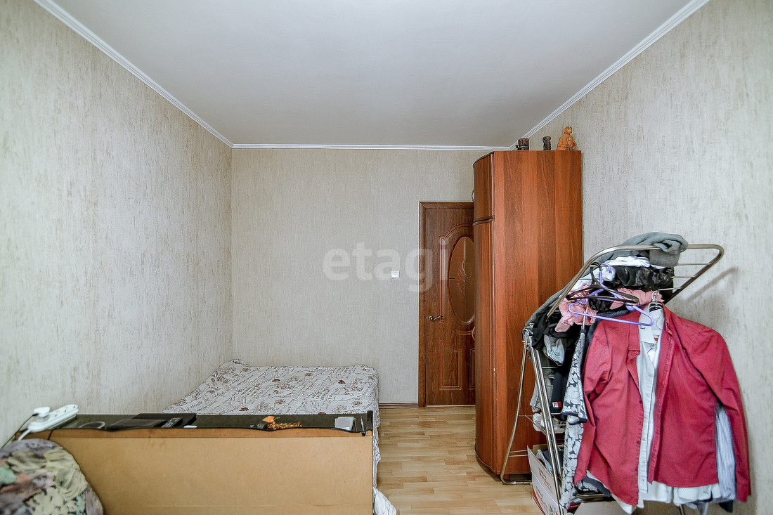 Продажа 3-комнатной квартиры, Южно-Сахалинск, Сахалинская область,  Южно-Сахалинск