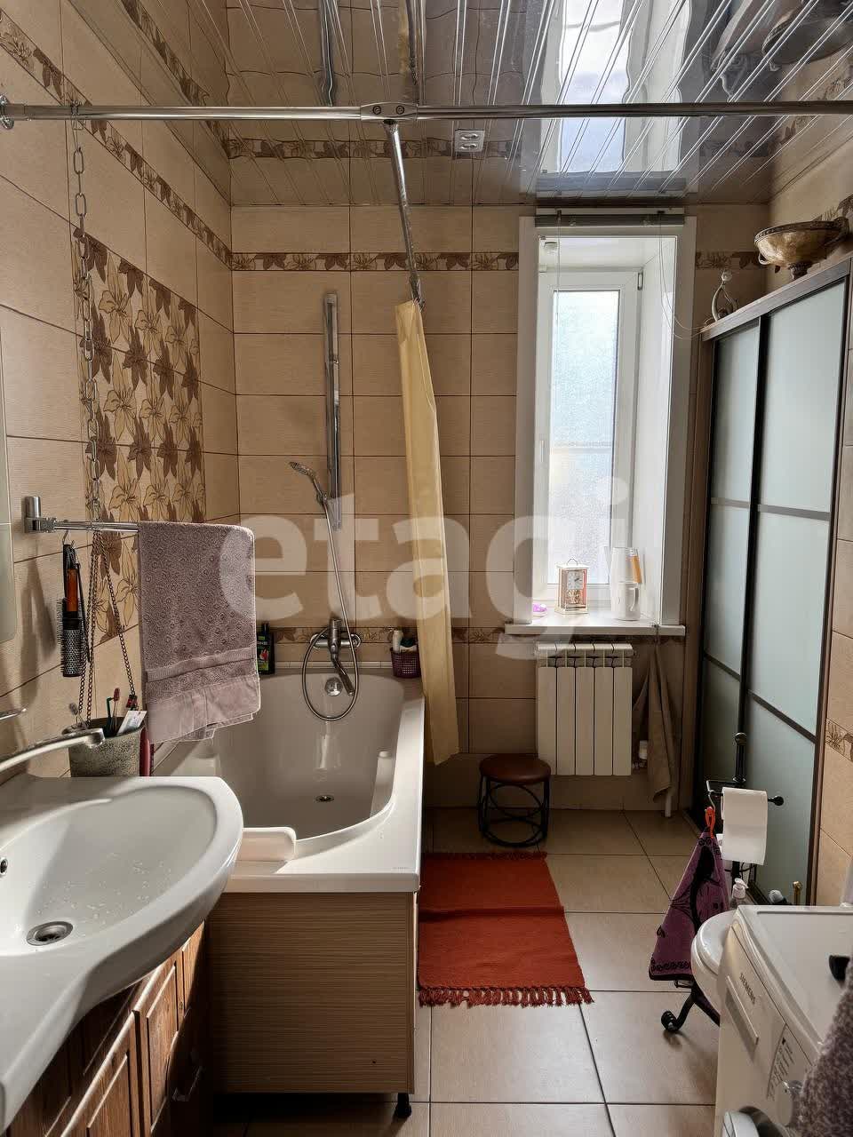 Продажа дома, 254м <sup>2</sup>, 6 сот., Улан-Удэ, Республика Бурятия,  Железнодорожный