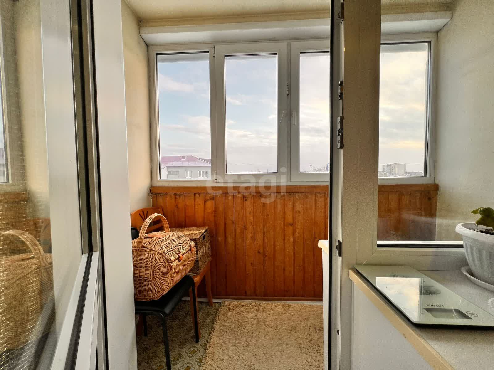 Продажа 2-комнатной квартиры, Южно-Сахалинск, Сахалинская область,  Южно-Сахалинск