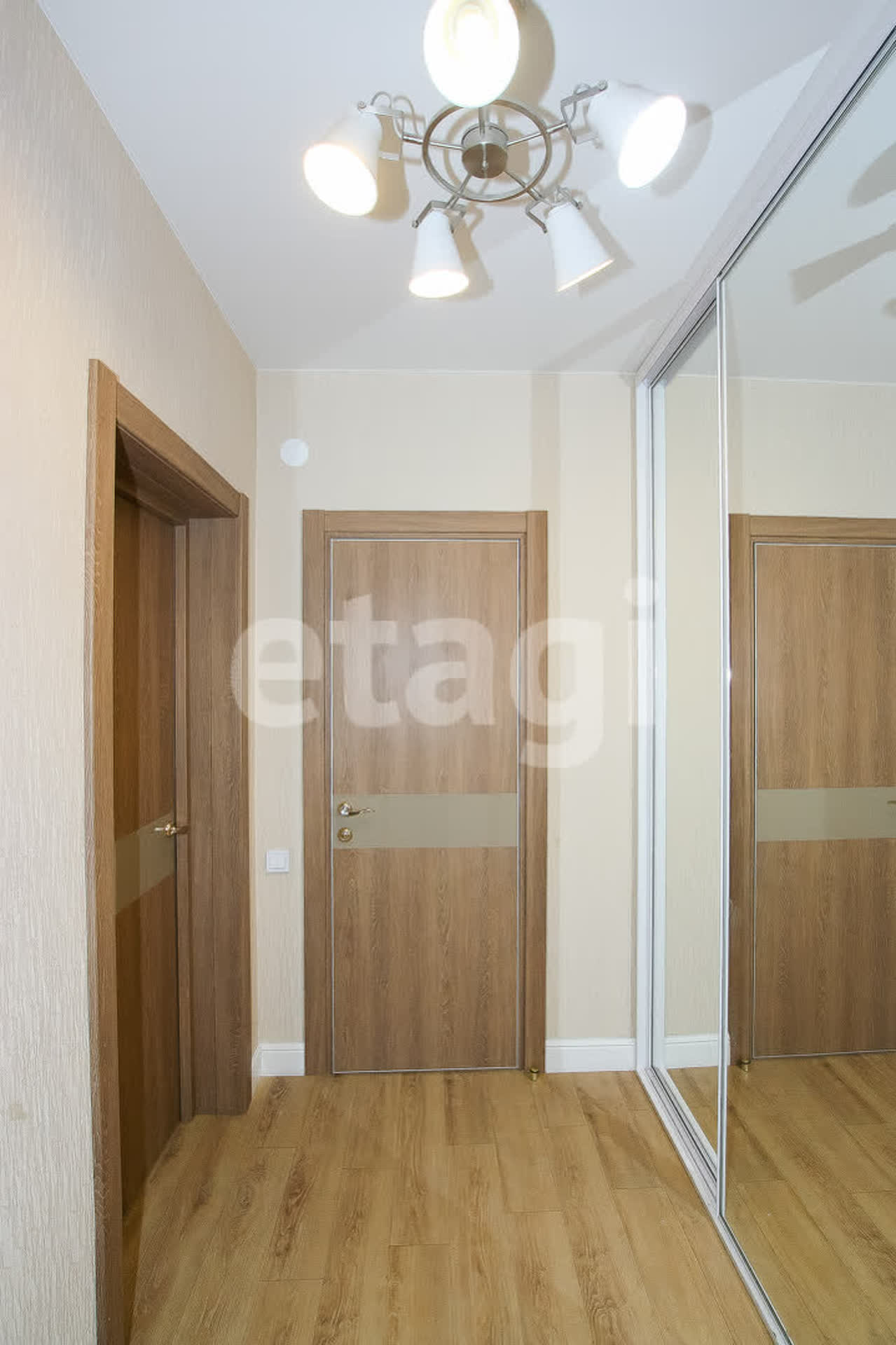 Продажа 3-комнатной квартиры, Улан-Удэ, Республика Бурятия,  Улан-Удэ