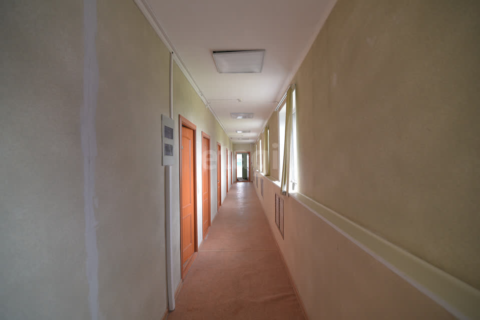 Продажа коммерческой недвижимости, 256м <sup>2</sup>, Южно-Сахалинск, Сахалинская область,  Южно-Сахалинск