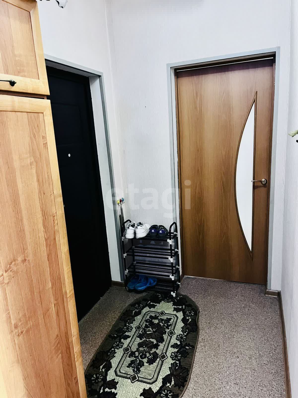 Продажа 2-комнатной квартиры, Южно-Сахалинск, Сахалинская область,  Южно-Сахалинск